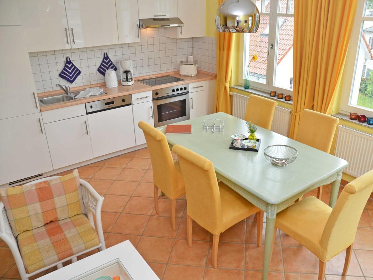 "Villa Laetitia" - Wg 15 - Zentral, Strandnah, 2 Balkone Binz Exterior photo